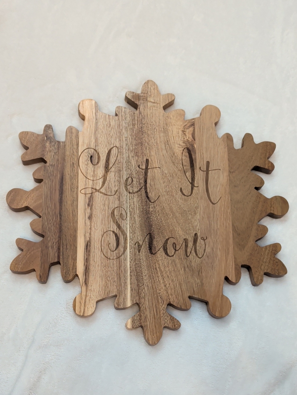 Better Homes And Gardens Acacia Snowflake Board